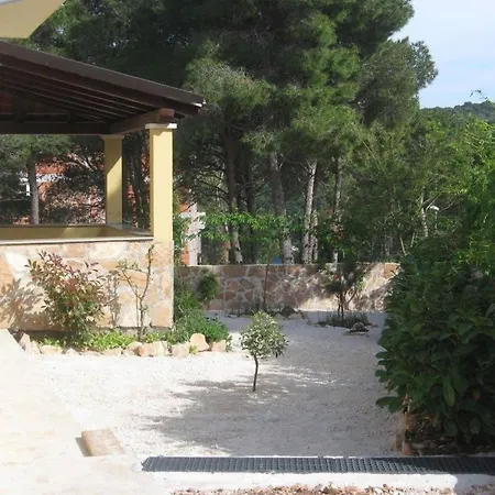 Lejlighed Deni Milna (Brac)